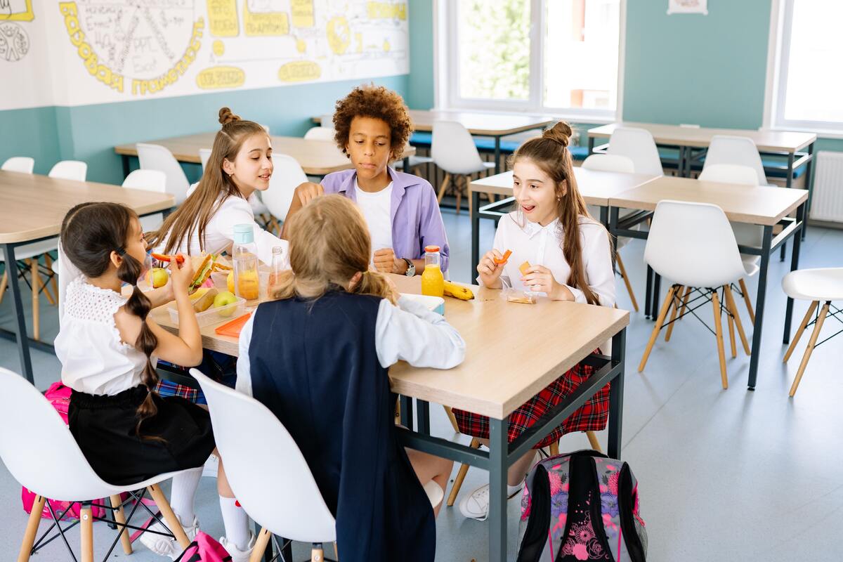 School meals introduced carbon-labelled school meals at 12 secondary academies within the UK. Image by Yan Krukov: Pexels 