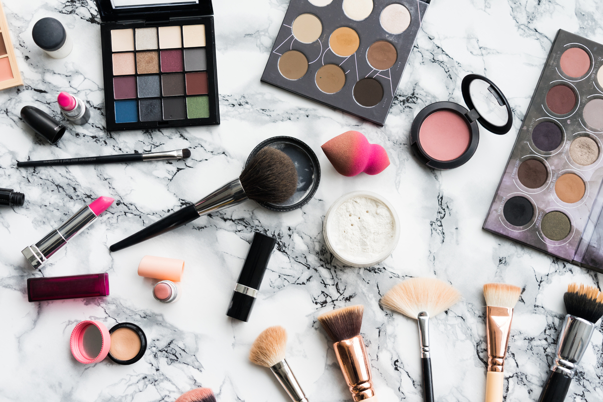 Brands are starting to tackle problems relating to cosmetics packaging